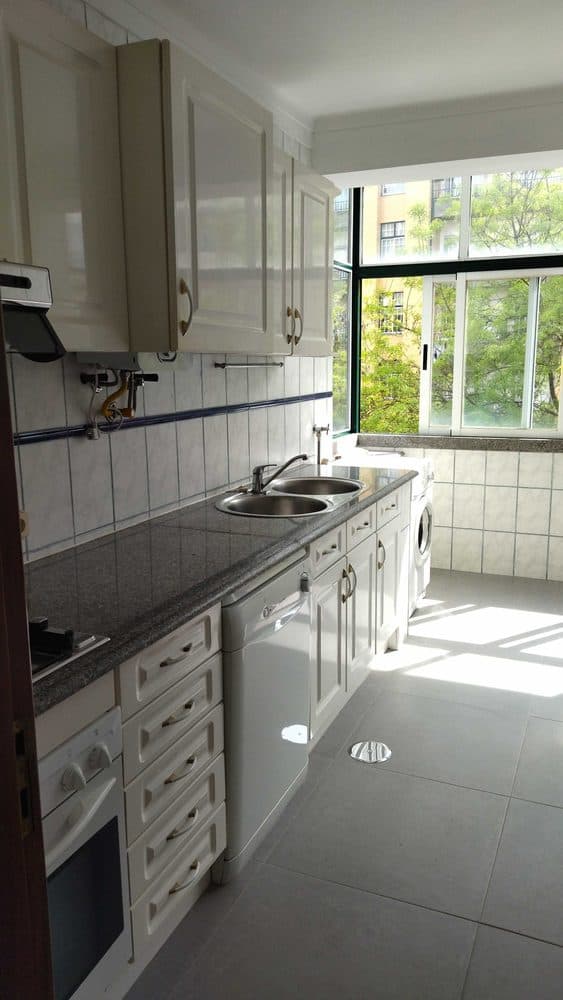T2 com garagem e arrecadação em Marzovelos