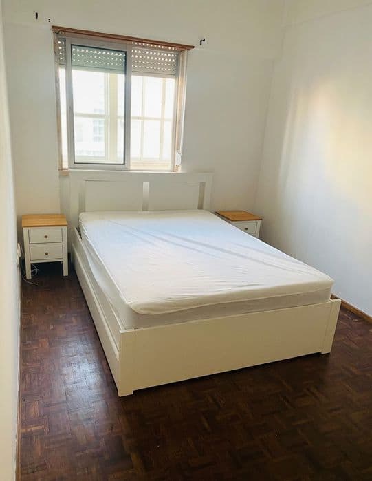Quarto para casal em Mem Martins