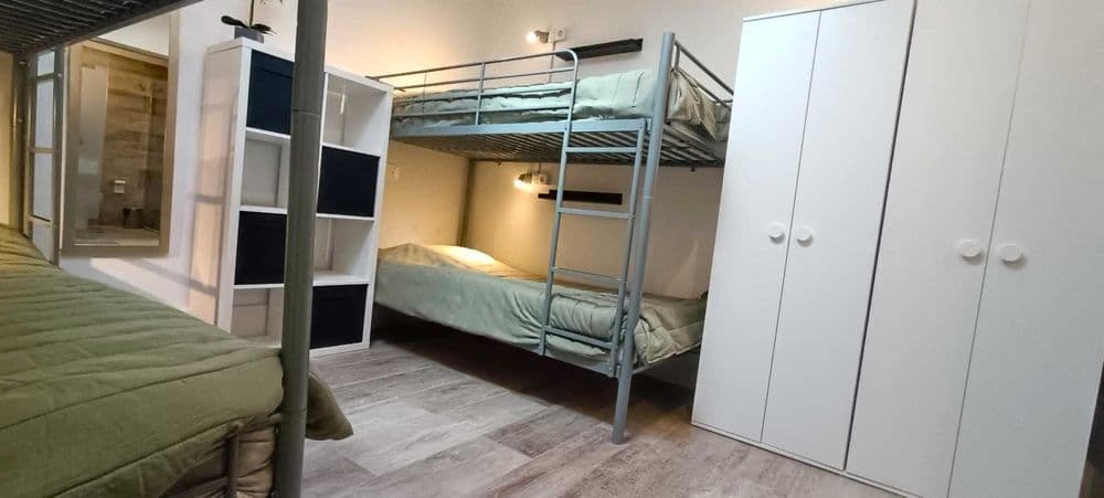 Vaga em quarto partilhado em Oliveira do Douro