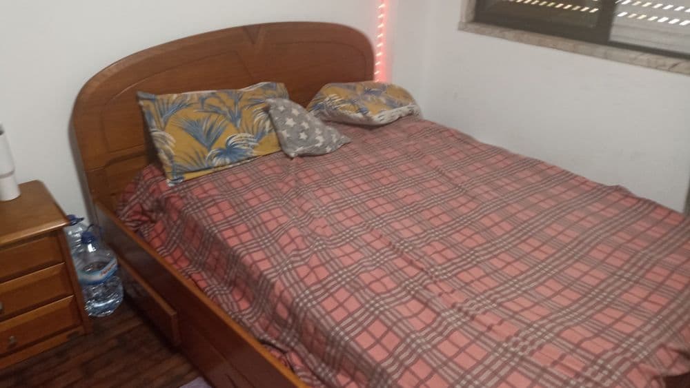 Quarto para casal em Queluz