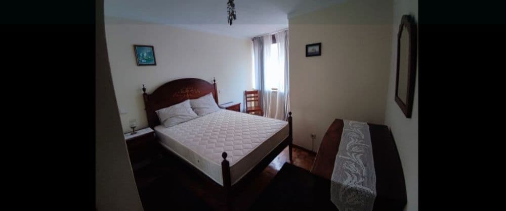 Quarto individual perto do Marquês no Porto