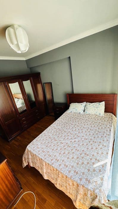 Quarto com despesas em Monte Abraão
