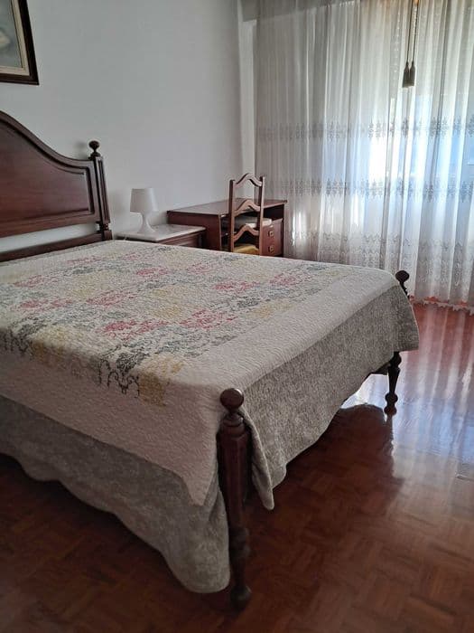 Quarto mobilado de 15 m² em Odivelas