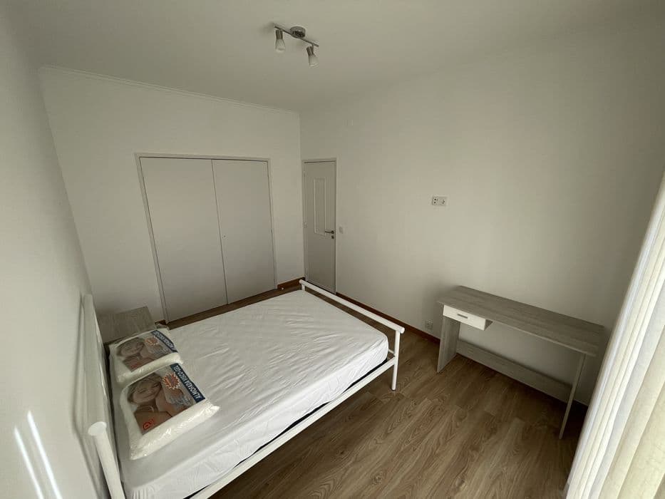 Quarto junto da estação de Rio de Mouro