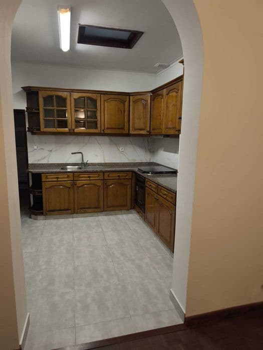 Quarto mobilado de 8 m² em Castêlo da Maia