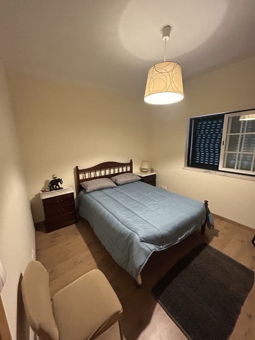 Quarto luminoso em Queluz