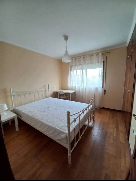 Quarto junto ao metro de Castêlo da Maia e UMAIA