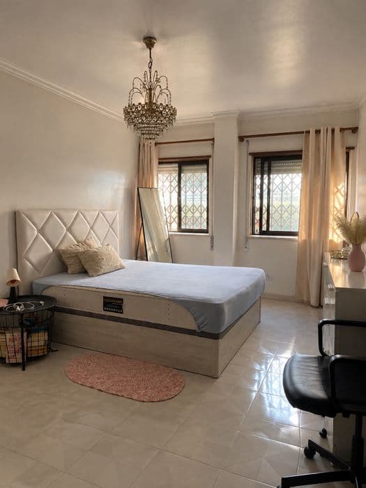 Quarto individual equipado em Agualva-Cacém