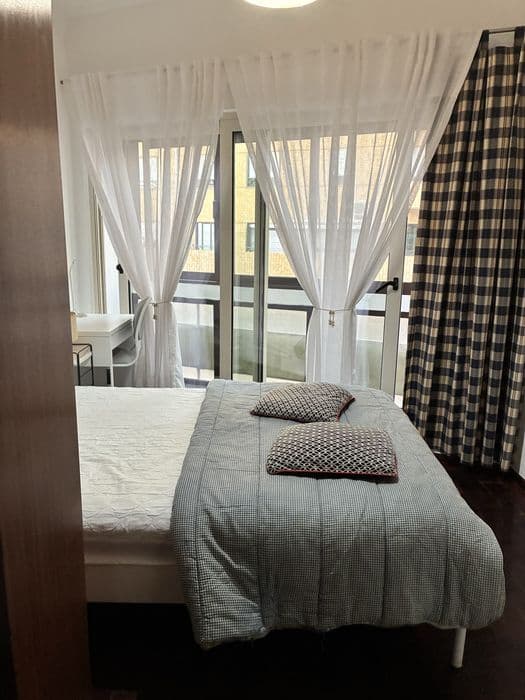 Quarto individual mobilado em Cedofeita