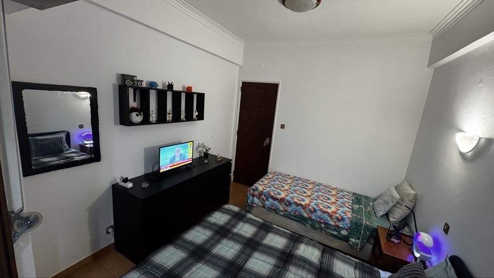 Quarto mobilado na Póvoa de Santo Adrião