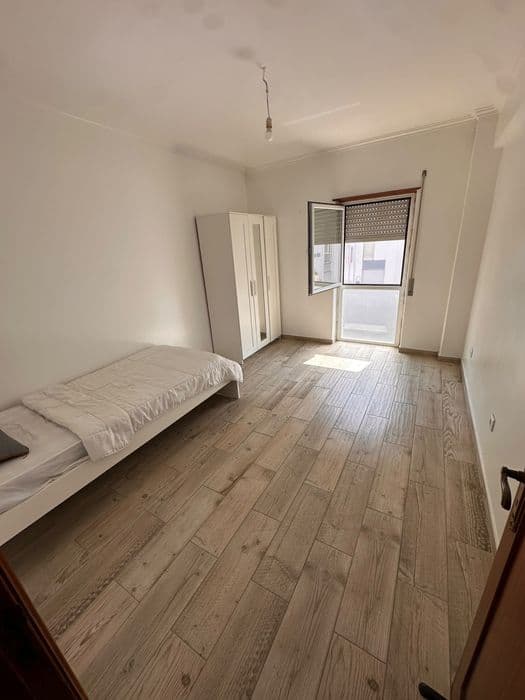 Quarto individual próximo de Ouressa