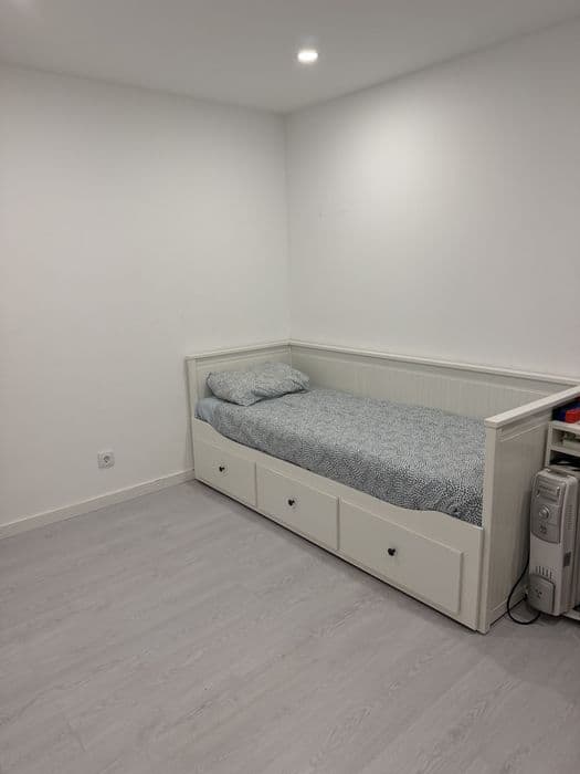 Quarto individual em Queluz