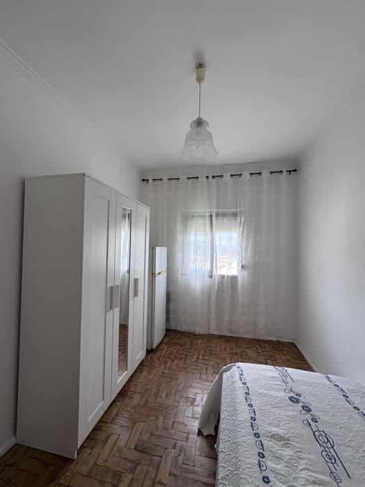 Quarto com despesas incluídas